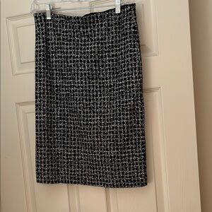 Ann Taylor Black and White Pencil Skirt Knee-Length
